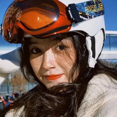 悲戚的冷漠 封面